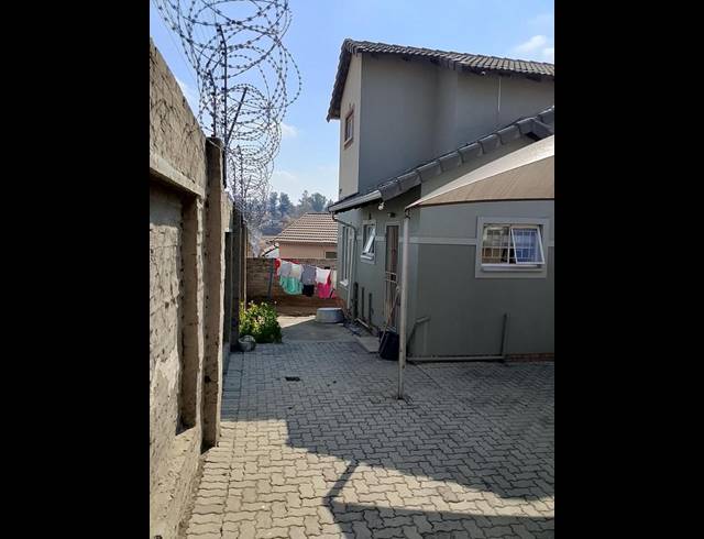 3 BEDROOM HOUSE FOR SALE IN KYA SANDS